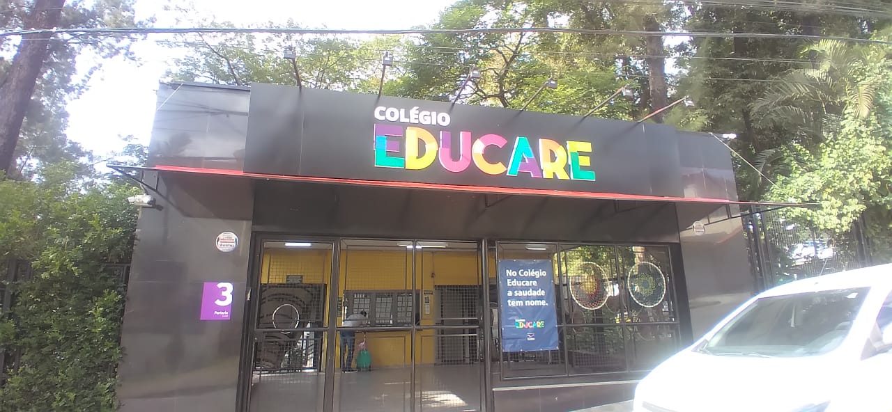 Placas em ACM com Letreiros em PVC Expandido instalado pela EMPLACK BH
